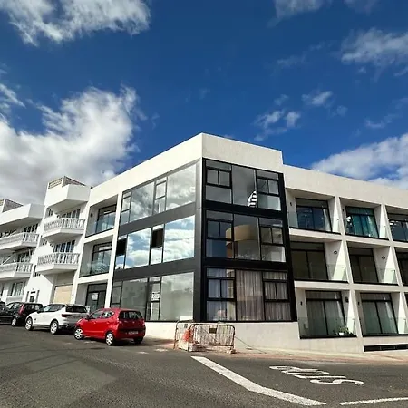 Apartmán El Palmito En Centro, Terraza Privada, Cocina Completa Y Wifi Corralejo